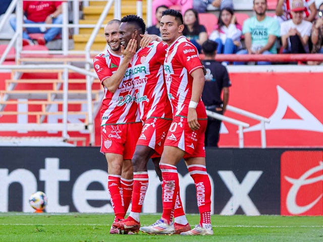 Diber Cambindo celebrates a goal for Necaxa