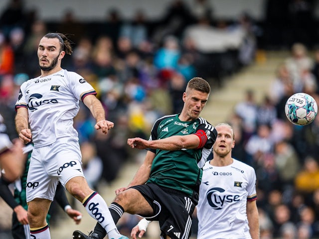 Nicholas D Agostino of Viking in action against Rosenborg on Aprl 10, 2023