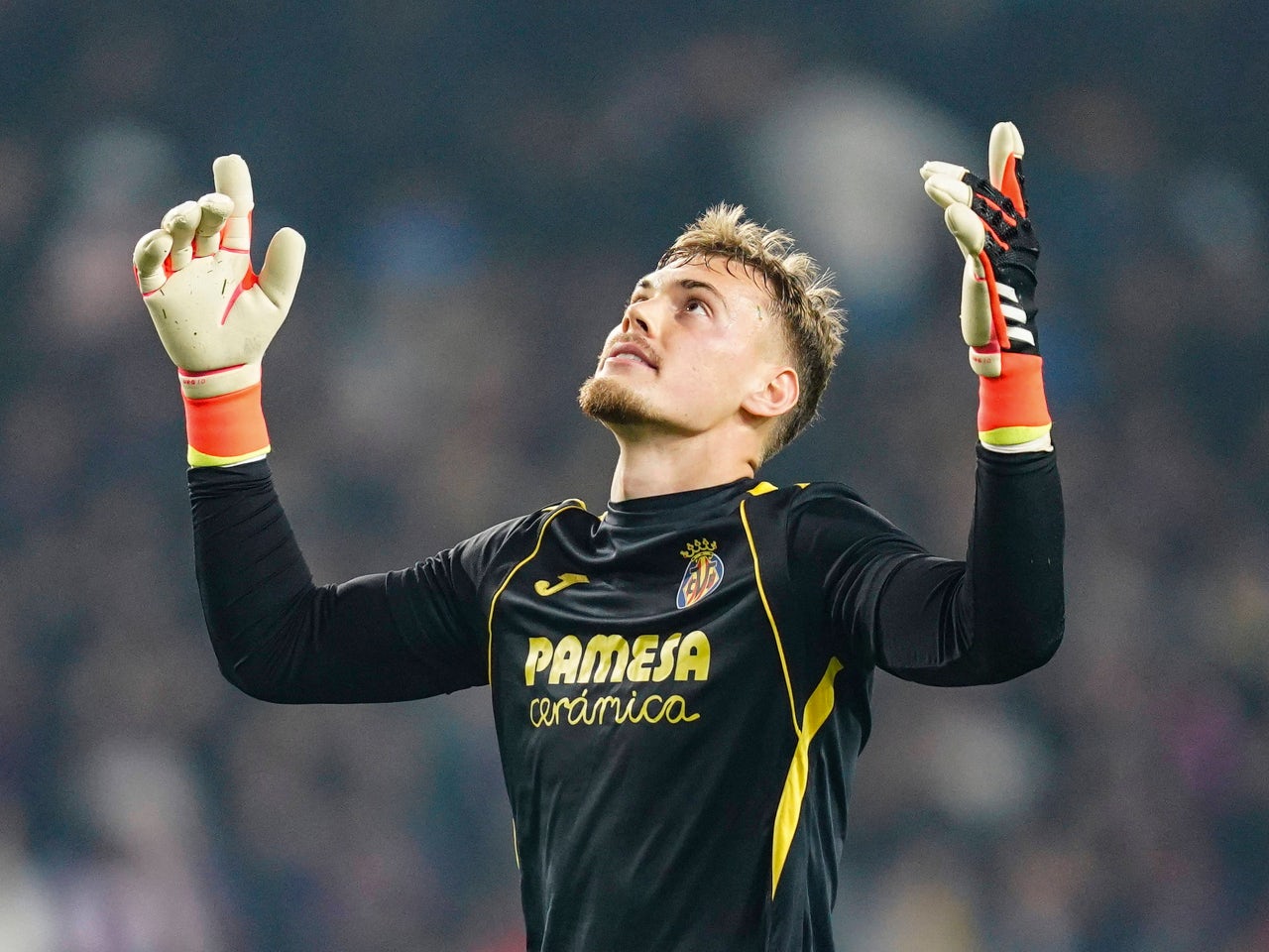 Chelsea transfer news: Blues 'agree deal' to sign highly-rated La Liga goalkeeper