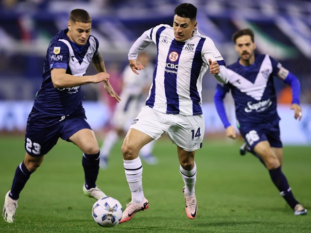 Silvio Martinez in action for Talleres on July 21, 2024