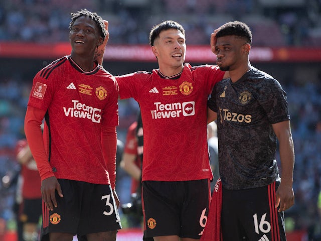 Kobbie Mainoo, Lisandro Martinez and Amad Diallo of Manchester United on May 25, 2024