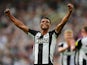 Newcastle United's Jacob Murphy celebrates on August 9, 2024