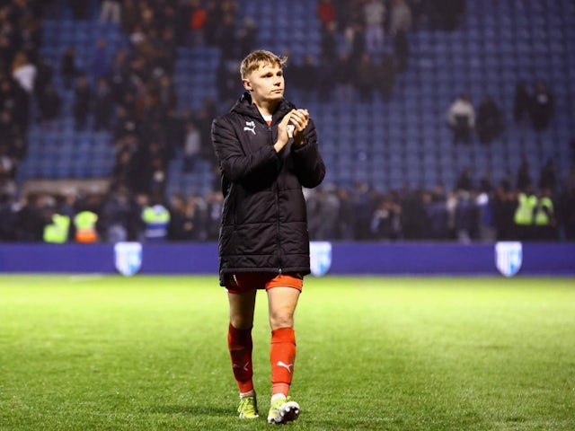 Paul Glatzel of Swindon Town applauds the fans after the Sky Bet League 2 match at MEMS Priestfield Stadium, on February 13, 2024 [on August 7, 2024]