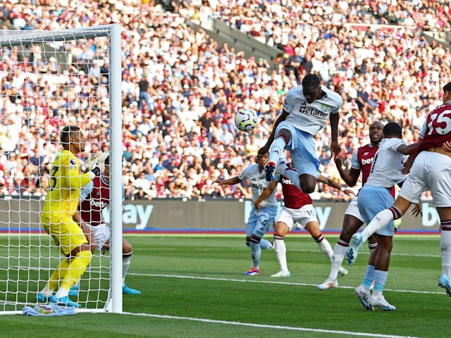 Aston Villa midfielder Amadou Onana scores against West Ham United on August 17, 2024.