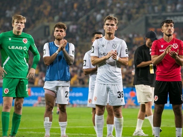 Energie Cottbus players applaud fans on August 9, 2024 [on August 17, 2024]