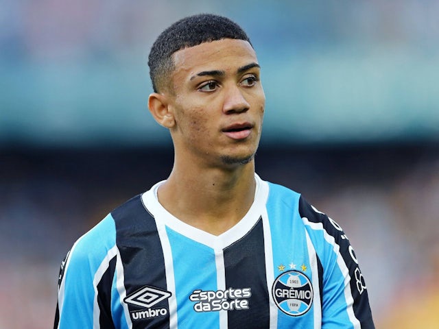 Gremio's Gustavo Nunes in action on June 2, 2024