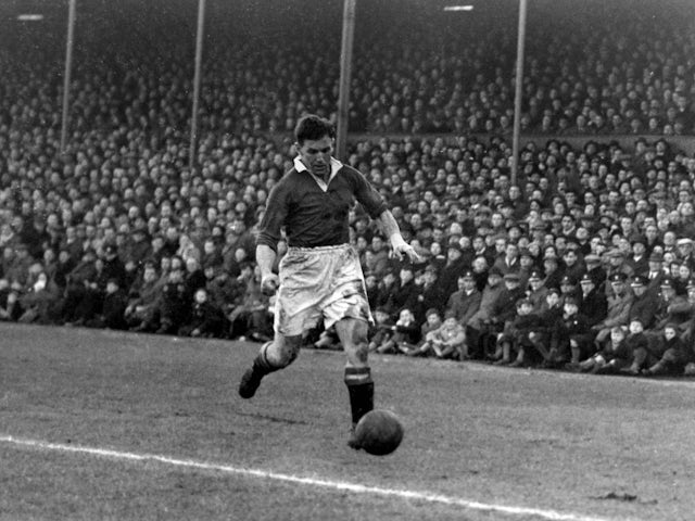 Jack Rowley in action for Manchester United on February 9, 1952