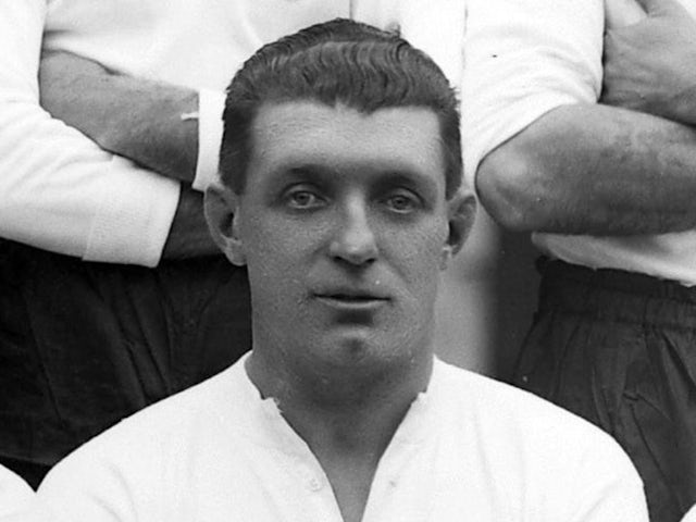 Everton's Tommy Johnson pictured in 1932