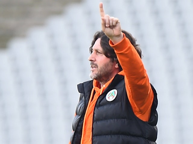 Coach Fatih Tekke of Alanyaspor during the Turkish Super League match