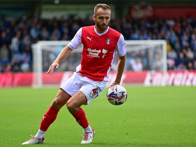 Rotherham United midfielder Liam Kelly (4) on the ball during the EFL Sky Bet League 1 match between Wycombe Wanderers and Rotherham United at Adams Park, High Wycombe, England, on 24 August 2024 [on August 25, 2024]