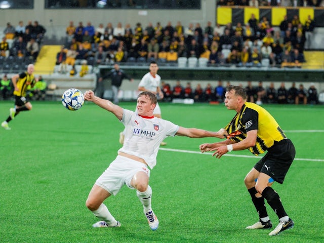 Mikkel Kaufmann (left) of Heidenheim competes with Marius Lode (right) of Hacken during Thursdays Conference League qualifier, on August 22 [on August 23, 2024]