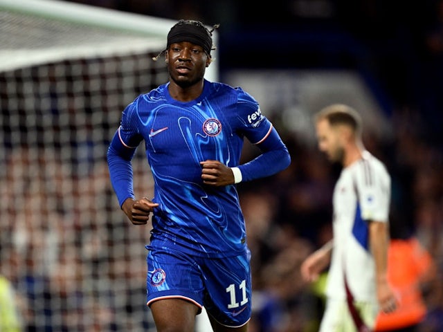  Chelsea's Noni Madueke celebrates scoring their second goal on August 22, 2024