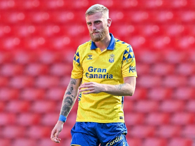 Las Palmas forward Oli McBurnie on August 11, 2024