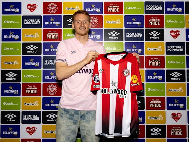 Brentford sign Sepp van den Berg on August 22, 2024