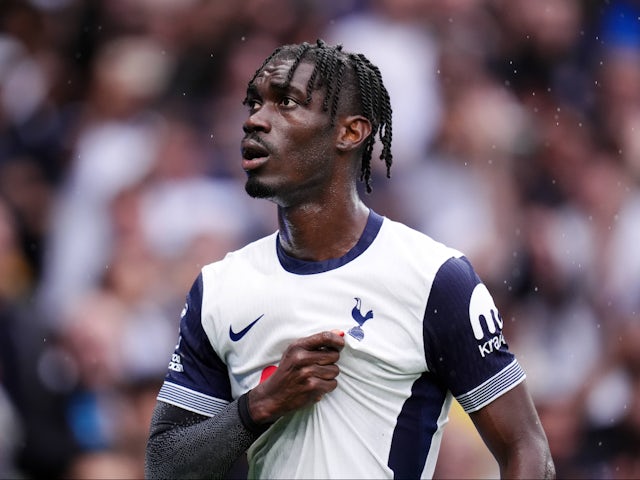 Yves Bissouma celebrates scoring for Tottenham Hotspur on August 24, 2024