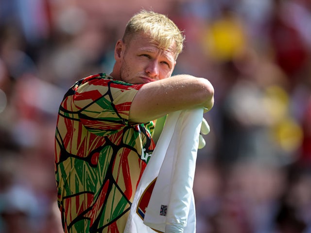 Aaron Ramsdale of Arsenal during the warm up in the Pre-season Friendly match between Arsenal and Olympique Lyonnais on August 28, 2024