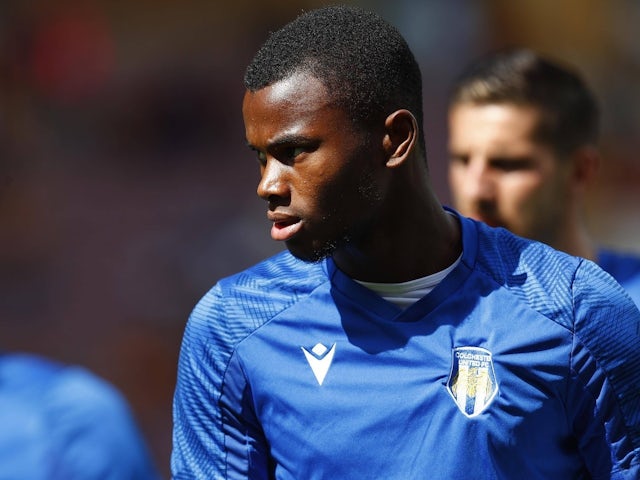 Bradley Ihionvien during the warm up before the Skybet League Two Match between Bradford City and Colchester United on August 28, 2024