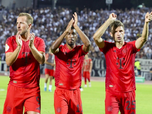 Sport News Bayern Munich's Harry Kane, Kingsley Coman and Thomas Muller applaud the fans after the match on August 16, 2024