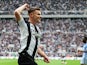 Harvey Barnes of Newcastle United celebrates his goal to make it 1-0 during the Premier League match Newcastle United vs Tottenham Hotspur at St. James' Park ,on September 1, 2024