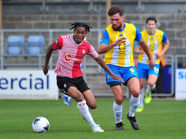 Jayden Meghoma of Southampton B challenges for the ball with Aaron Jarvis  on August 28, 2024