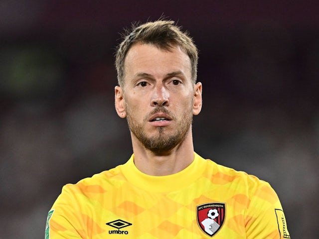 Bournemouth goalkeeper Neto on August 28, 2024