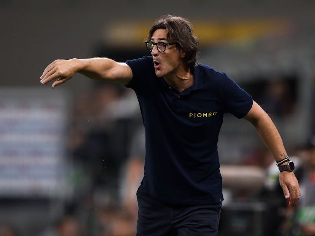 Paolo Vanoli, head coach of Torino FC, gestures during the Serie A football match between AC Milan and Torino FC on August 17, 2024