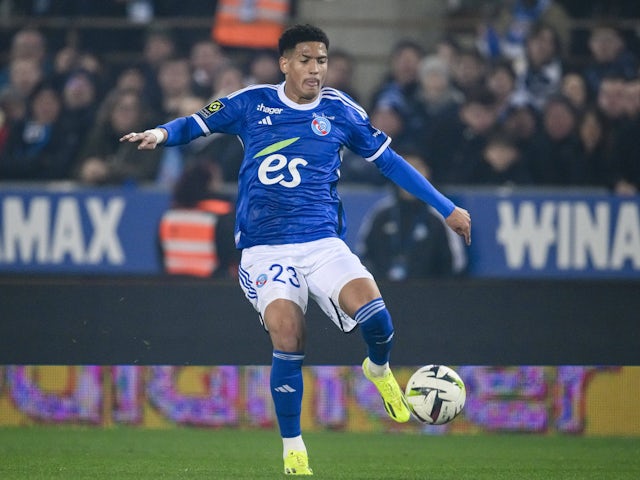 Angelo Gabriel of Strasbourg controls the ball during the Ligue 1 match on August 31, 2024