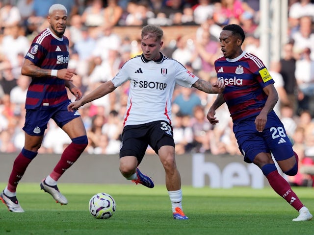 Fulham's Emile Smith Rowe during his side's game against Newcastle United on September 21, 2024