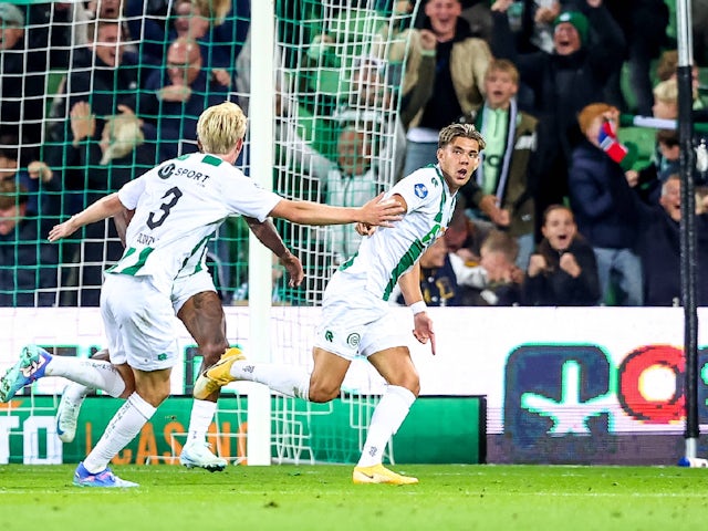 Brynjoldur Willumsson celebrates after scoring for Groningen on September 20, 2024