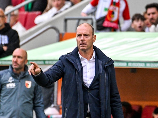 FC Augsburg's Jess Thorup during his side's Bundesliga game against St Pauli on September 15, 2024