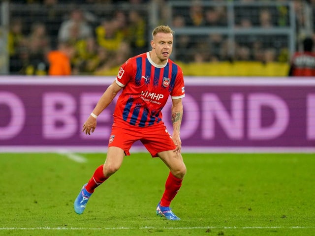 Lennard Maloney of Heidenheim during his side's match against Borussia Dortmund on September 13, 2024