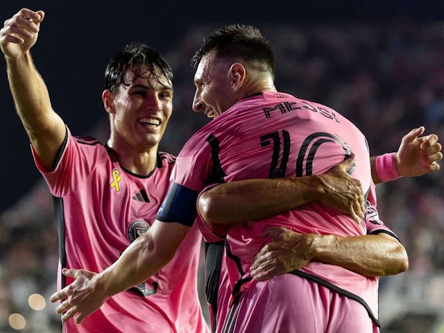 Lionel Messi, Federico Redondo and Jordi Alba celebrate an Inter Miami goal on September 14, 2024