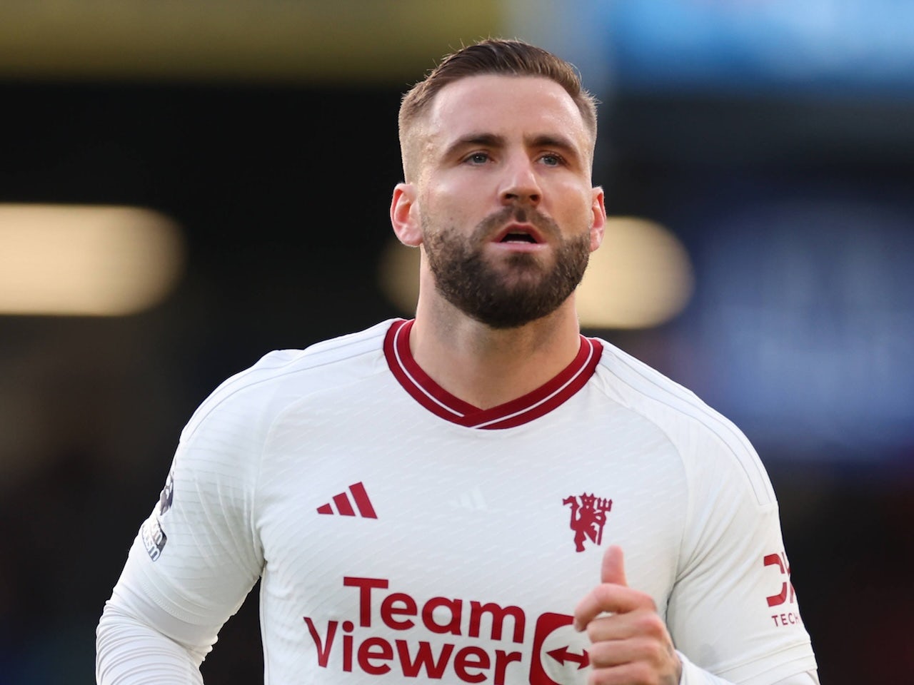 Man United suffer Luke Shaw setback as Erik ten Hag provides worrying update thumbnail