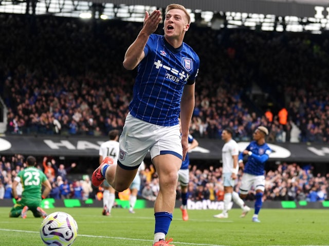 Liam Delaub of Ipswich Town scores against Aston Villa on September 29, 2024