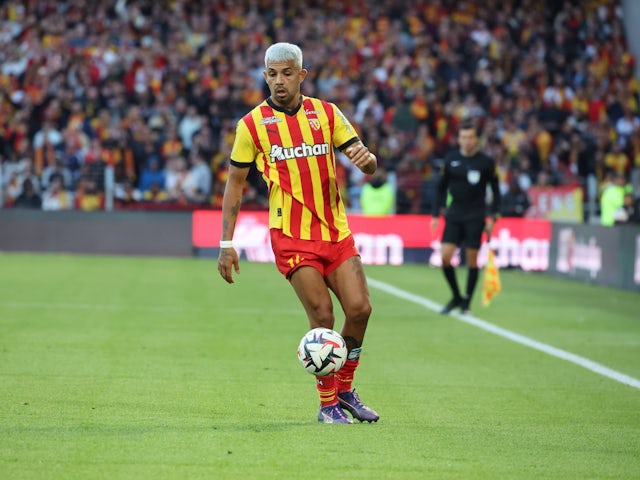  Facundo Medina in action for Lens on September 28, 2024