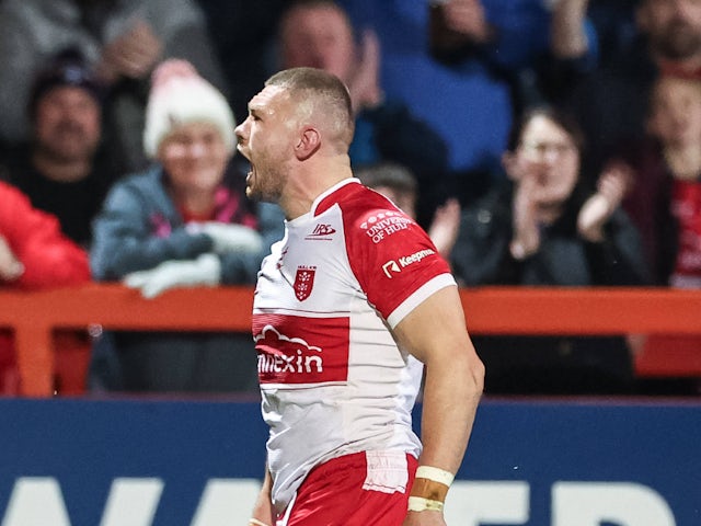 James Batchelor of Hull KR celebrates their try during the Betfred Super League Semi-Finals on October 4, 2024