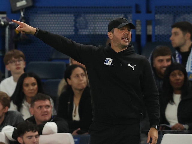 Barrow manager Stephen Clemence during his side's Carabao Cup match against Chelsea, on September 24, 2024