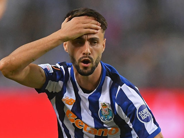 Fabio Vieira of Porto reacts on October 3, 2024