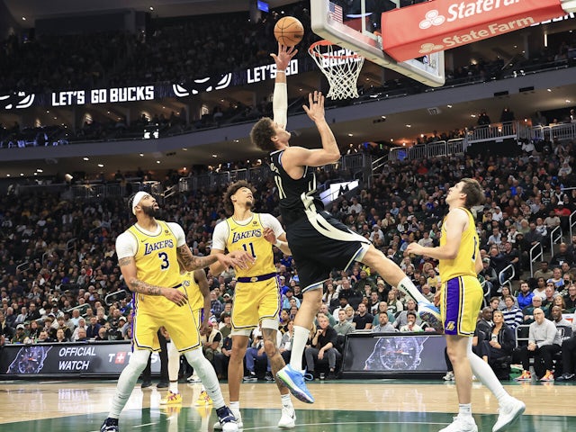  Brook Lopez shoots during the clash between Los Angeles Lakers and Milwaukee Buckson October 13, 2024