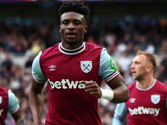 Mohammed Kudus of West Ham United celebrates after scoring his side's opening goal against Tottenham Hotspur, on October 19, 2024