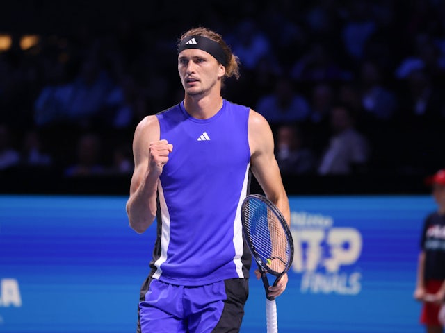 Alexander Zverev reacts at the Vienna Open on October 23, 2024