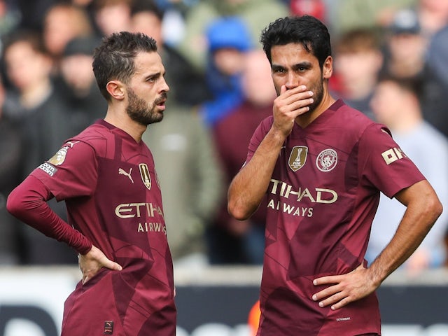 Manchester City's Bernardo Silva and Ilkay Gundogan on October 20, 2024