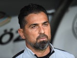 Coach Ilhan Palut of Caykur Rizespor