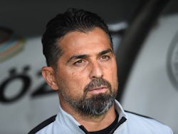 Coach Ilhan Palut of Caykur Rizespor