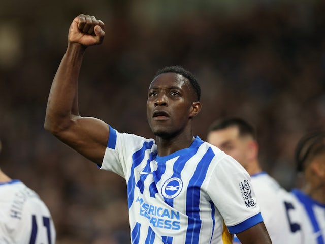 Brighton & Hove Albion's Danny Welbeck celebrates scoring on October 6, 2024