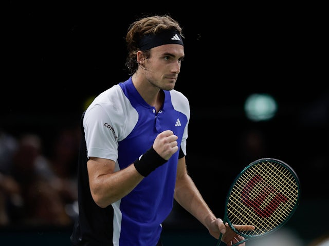 Stefanos Tsitsipas reacts at the Paris Masters on October 31, 2024