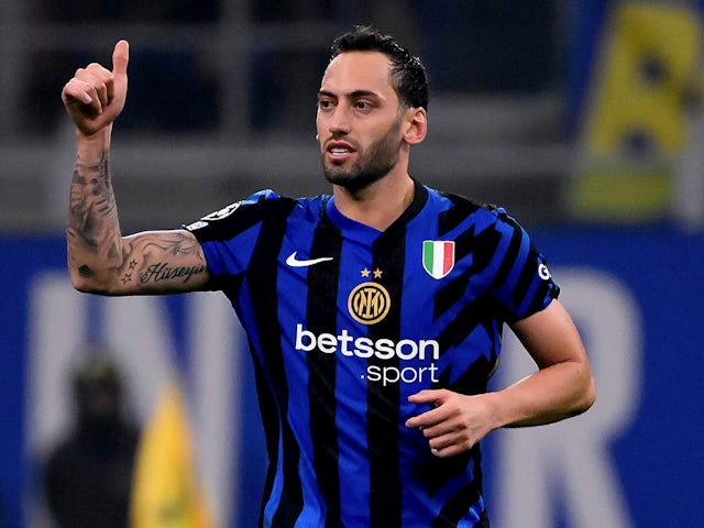 Inter Milan's Hakan Calhanoglu celebrates scoring on November 6, 2024