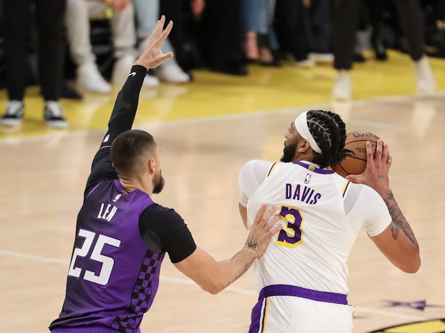 Anthony Davis of the Los Angeles Lakers in action against the Sacramento Kings on October 26, 2024