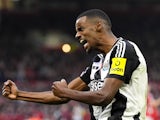 Newcastle United's Alexander Isak celebrates scoring on November 10, 2024