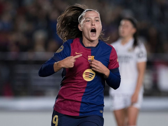 Barcelona Women's Claudia Pina celebrates after scoring on November 16, 2024